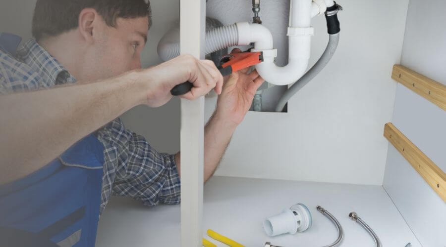 Professional water heater repair in Valier, IL